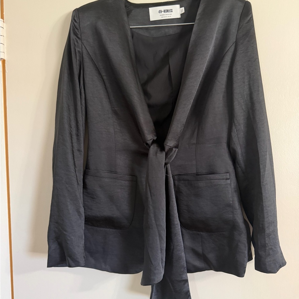 Elan+Emerson Black Tie-Front Blazer